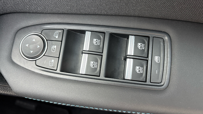 Renault Symbioz 1.6 E-Tech FHEV 145 Techno Esprit Alpine 5dr Auto Hybrid Estate